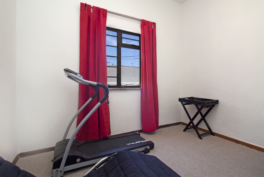 2 Bedroom Property for Sale in Fish Hoek Western Cape